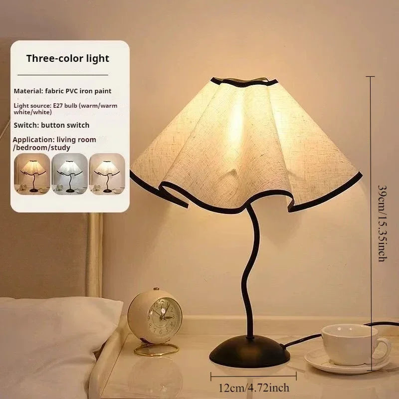 Nordic LED Table Lamp Bedroom Living Room Bedside Retro Bar Coffee Dining Desktop Decoration Night Light Desk Lamps